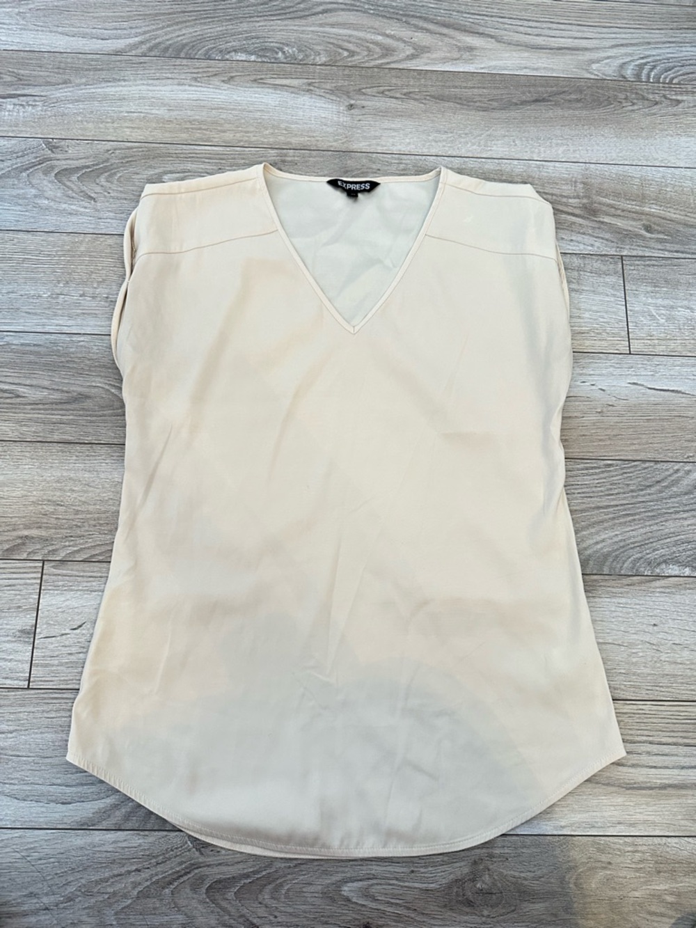 Express Cream V-Neck Shell Tank Top